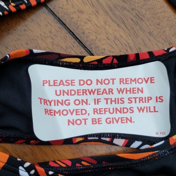 Bikinis Women's - Picture 5 of 7